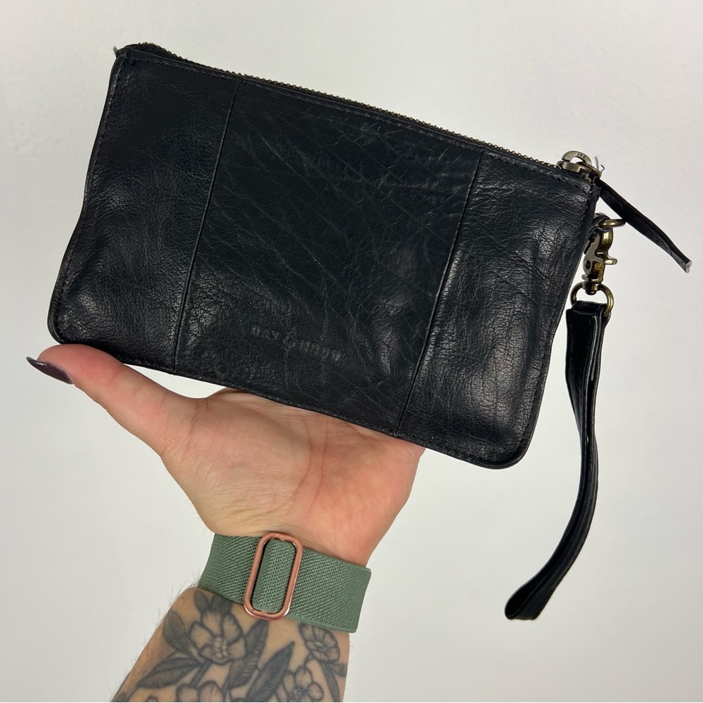 Day & Mood Anni Clutch Black Leather Wristlet